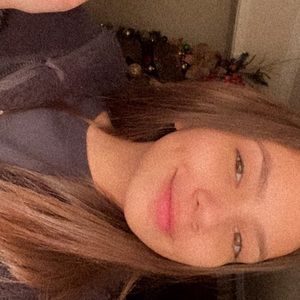 Meet your Posher, Samira